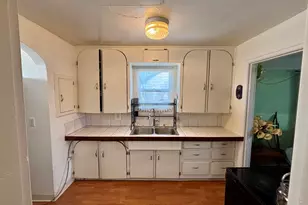 2546 Applegate Ave, Klamath Falls, OR 97601 - Photo 5