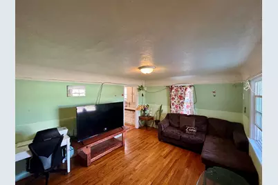 2546 Applegate Avenue, Klamath Falls, OR 97601 - Photo 3