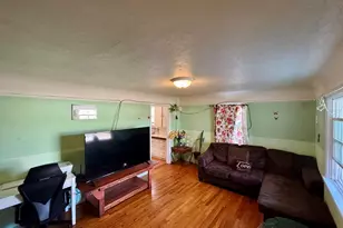 2546 Applegate Ave, Klamath Falls, OR 97601 - Photo 3