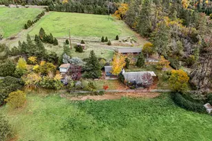 13230 Hwy 238, Jacksonville, OR 97530 - Photo 5