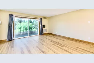 1565 NW Wall Street #306, Bend, OR 97703 - Photo 13