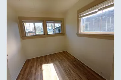 319 Martin Street, Klamath Falls, OR 97601 - Photo 9