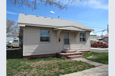 1401 E Main Street, Klamath Falls, OR 97601 - Photo 1