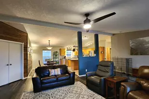 198 Flamingo Dr, Eagle Point, OR 97524 - Photo 21