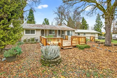 130 Acorn Street, Merlin, OR 97532 - Photo 3