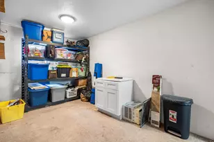 880 SE 6th St, Prineville, OR 97754 - Photo 17