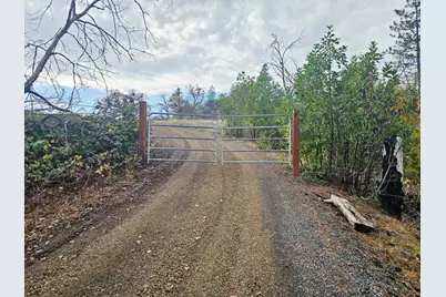 2162 Butte Falls Highway, Eagle Point, OR 97524 - Photo 11