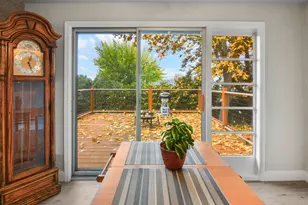 2327 Derry Ct, Medford, OR 97504 - Photo 9