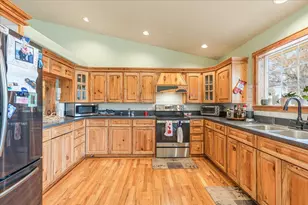 3855 NW Montgomery Ave, Redmond, OR 97756 - Photo 5