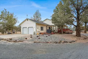 3855 NW Montgomery Ave, Redmond, OR 97756 - Photo 3