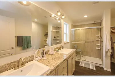 333 Mountain View Drive #UNIT 86, Talent, OR 97540 - Photo 13