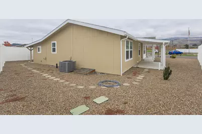 333 Mountain View Drive #UNIT 86, Talent, OR 97540 - Photo 23