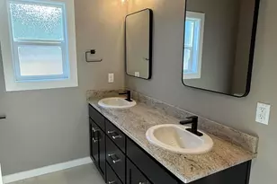 337 Quail Cir, Talent, OR 97540 - Photo 13