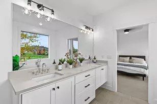 107 Golf Vw Dr, Eagle Point, OR 97524 - Photo 25