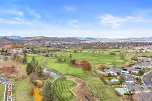 107 Golf Vw Dr, Eagle Point, OR 97524 - Photo 41