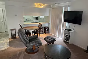 747 Spring St, Medford, OR 97504 - Photo 5