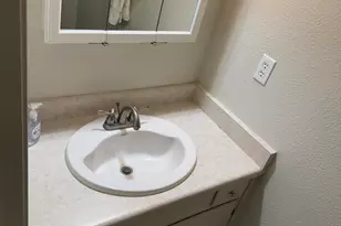 747 Spring St, Medford, OR 97504 - Photo 7