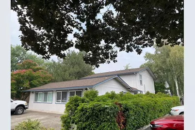 799 Spring Street, Medford, OR 97504 - Photo 3