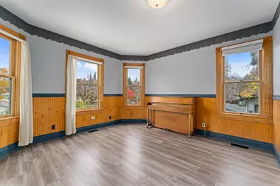 600 NW Elm Street, Grants Pass, OR 97526 - Photo 23