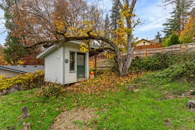 600 NW Elm Street, Grants Pass, OR 97526 - Photo 29