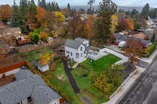 600 NW Elm St, Grants Pass, OR 97526 - Photo 35