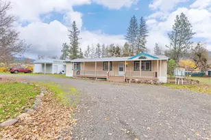 835 Ragsdale Rd, Trail, OR 97541 - Photo 1