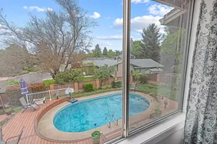 2759 Pennington Dr, Medford, OR 97504 - Photo 39