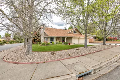 2759 Pennington Drive, Medford, OR 97504 - Photo 3