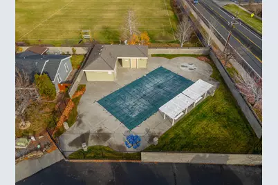 2394 NE Crocus Way, Bend, OR 97701 - Photo 33