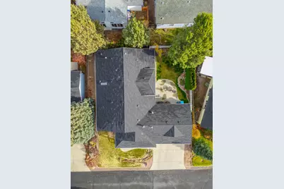 2394 NE Crocus Way, Bend, OR 97701 - Photo 37