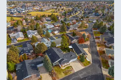 2394 NE Crocus Way, Bend, OR 97701 - Photo 35