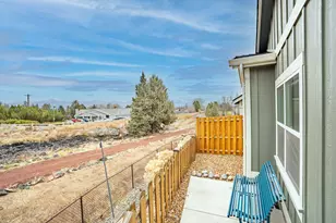 2755 SW Greens Blvd, Redmond, OR 97756 - Photo 31