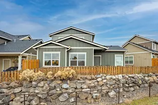 2755 SW Greens Blvd, Redmond, OR 97756 - Photo 33