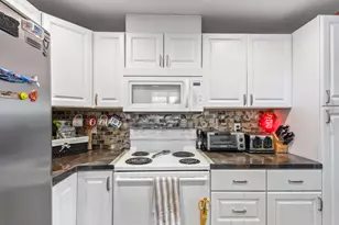 835 SW 14th St, Redmond, OR 97756 - Photo 7