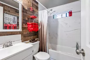 835 SW 14th St, Redmond, OR 97756 - Photo 21