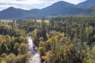 11655 Hwy 238, Jacksonville, OR 97530 - Photo 7