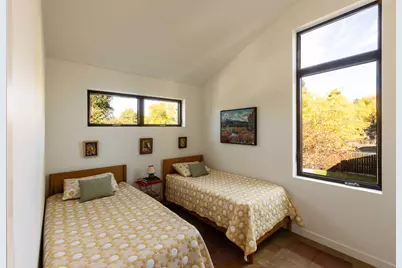 643 NE Marshall Avenue, Bend, OR 97701 - Photo 9