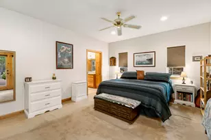 54456 Huntington Rd, Bend, OR 97707 - Photo 17