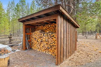 54456 Huntington Road, Bend, OR 97707 - Photo 39