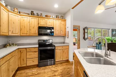54456 Huntington Road, Bend, OR 97707 - Photo 11