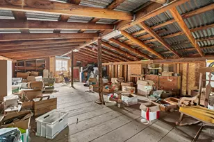 54456 Huntington Rd, Bend, OR 97707 - Photo 37