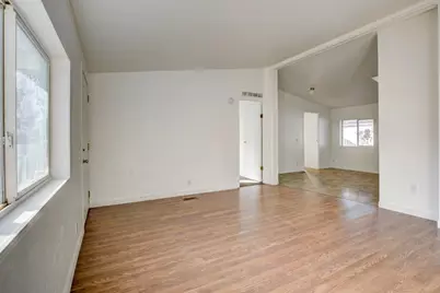 633 E Archwood Drive #53, Eagle Point, OR 97524 - Photo 5