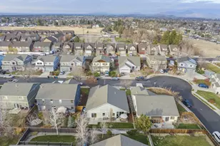 2834 SW Indian Pl, Redmond, OR 97756 - Photo 39