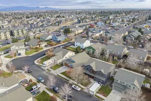 2834 SW Indian Pl, Redmond, OR 97756 - Photo 33