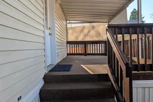 1055 N 5th St, Jacksonville, OR 97530 - Photo 27