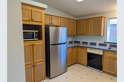 1055 N 5th Street #UNIT 110, Jacksonville, OR 97530 - Photo 13