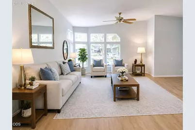 1055 N 5th Street #UNIT 110, Jacksonville, OR 97530 - Photo 3