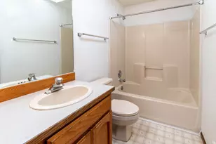 21229 Nicole Ct, Bend, OR 97701 - Photo 13