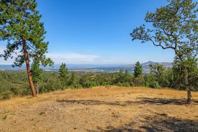 1018 Coleman Hills Drive #6, Medford, OR 97501 - Photo 15