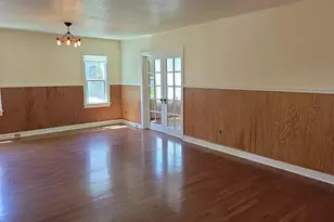 55 N Orange St, Medford, OR 97501 - Photo 5